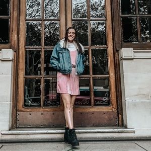 Meet your Posher, Shey